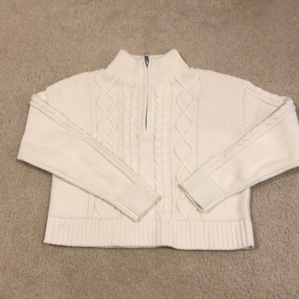 Girls cable knit crew sweater